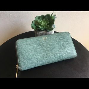 Fossil zip wallet